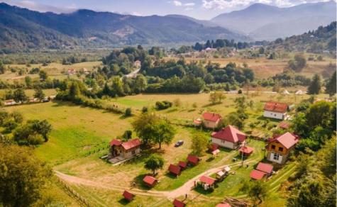 CAMP SCEPANOVIC