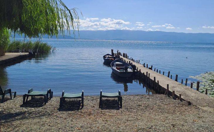 LAKESIDE 1