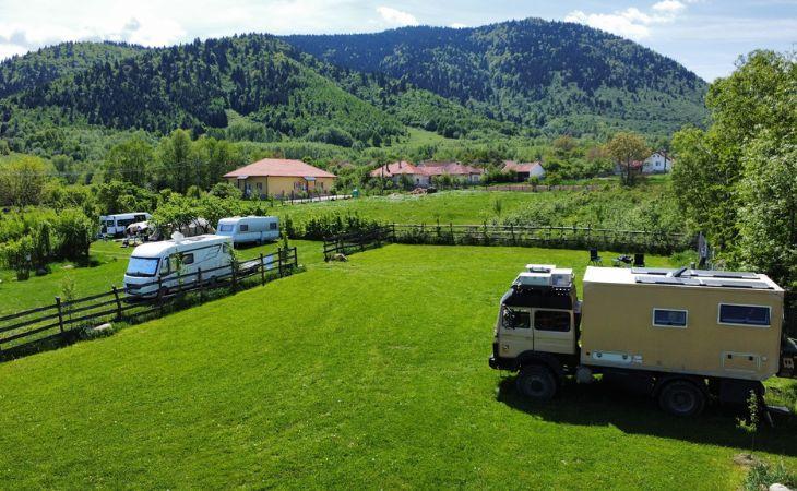 COUNTRYSIDE RETEZAT