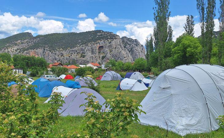 ROCK LAND CAMP