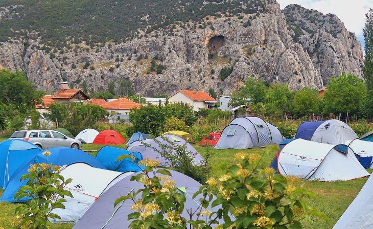 ROCK LAND CAMP
